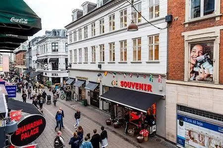 Apartment With Private Balcony In Central Copenhagen City Exterior photo