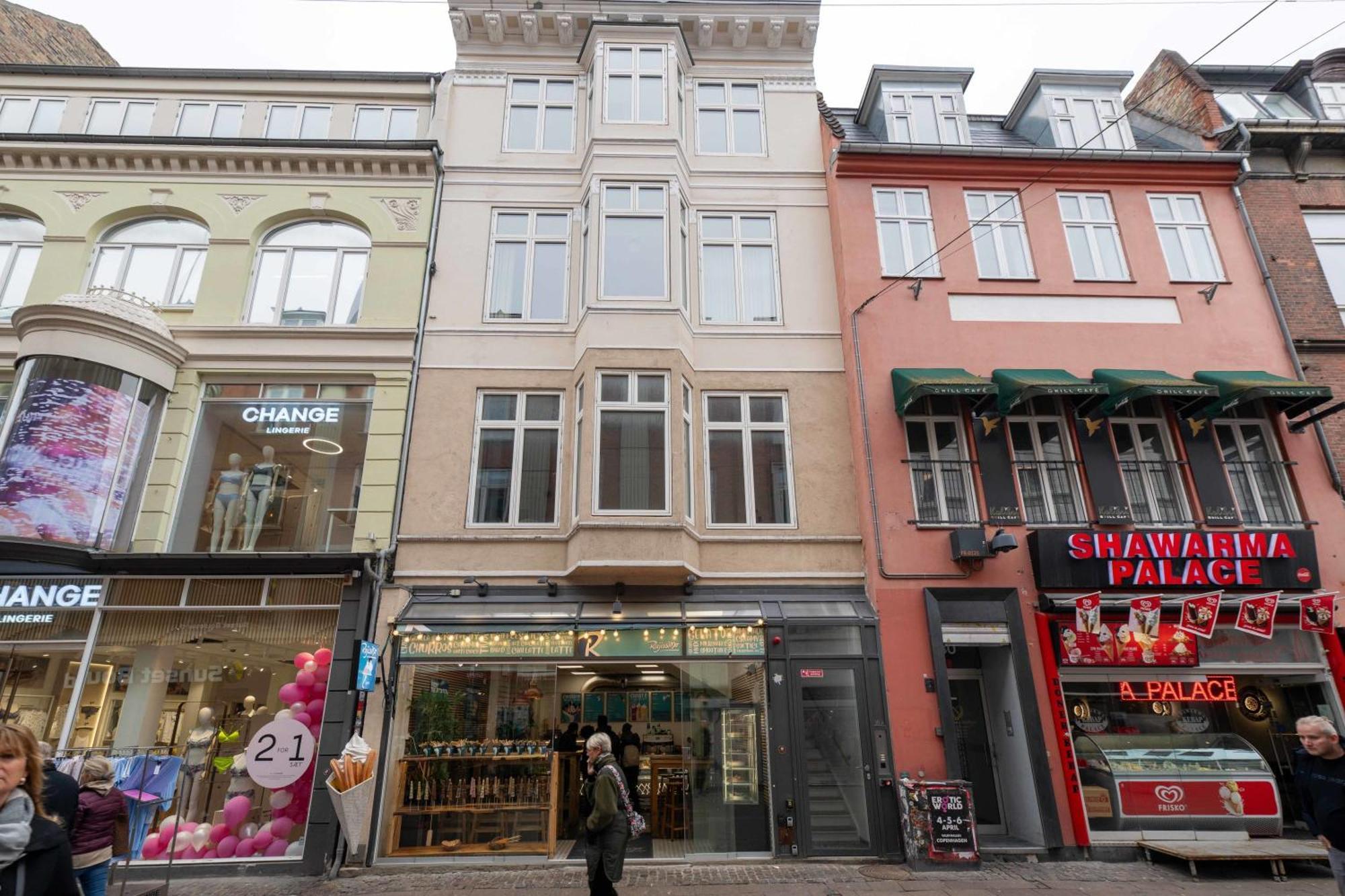 With Private Balcony In Apartment Kopenhagen